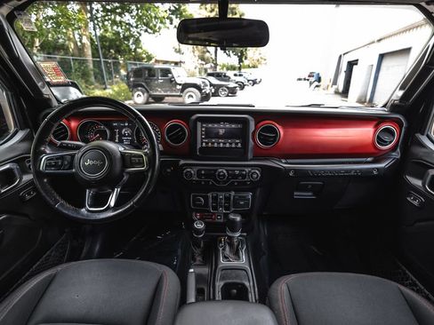 Used 2020 Jeep Wrangler Unlimited Rubicon AWD/4WD image 24