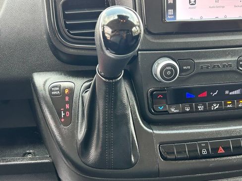Used 2025 RAM ProMaster 2500 w/ Convenience Group FWD image 21