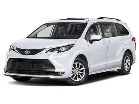 Used 2023 Toyota Sienna XLE image 1