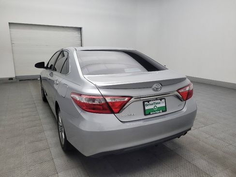 Used 2016 Toyota Camry SE FWD image 5