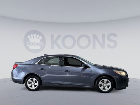 Used 2015 Chevrolet Malibu LT image 17