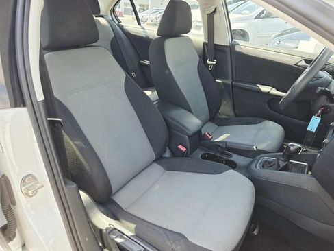 Used 2017 Volkswagen Jetta S FWD image 12