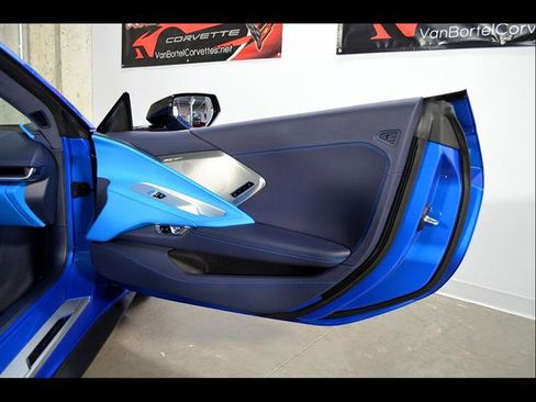 Used 2024 Chevrolet Corvette Stingray Premium Conv w/ Z51 Performance Package RWD image 20