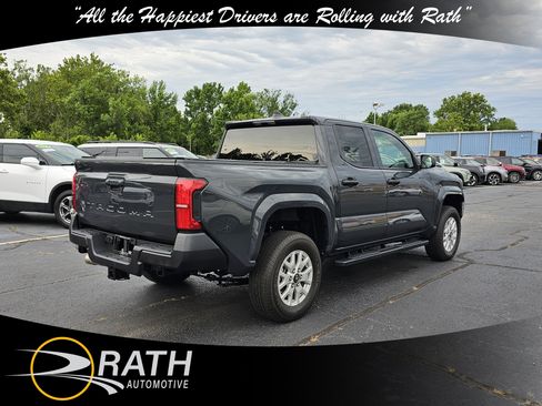 Used 2025 Toyota Tacoma SR RWD image 5