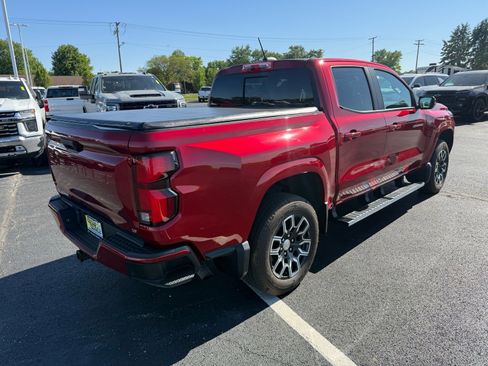 Used 2024 Chevrolet Colorado LT w/ LT Convenience Package III RWD image 5
