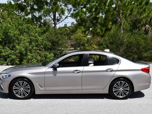 Used 2017 BMW 530i RWD image 3