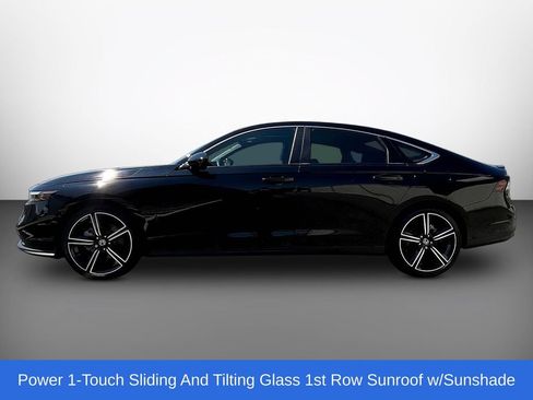 Used 2024 Honda Accord Sport image 4