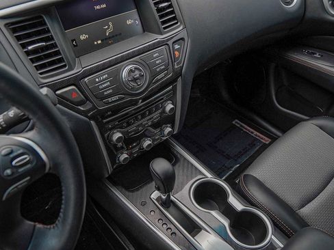 Used 2020 Nissan Pathfinder SV w/ Rock Creek Edition image 16