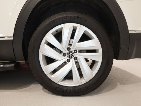 Used 2021 Volkswagen Atlas SEL image 34