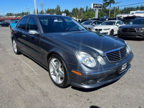 Used 2006 Mercedes-Benz E 55 AMG Sedan image 9