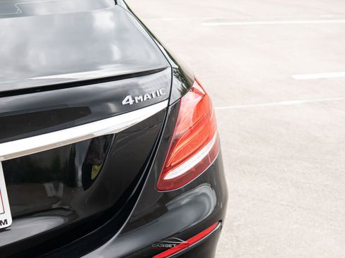 Used 2019 Mercedes-Benz E 300 4MATIC w/ Premium 1 Package image 42