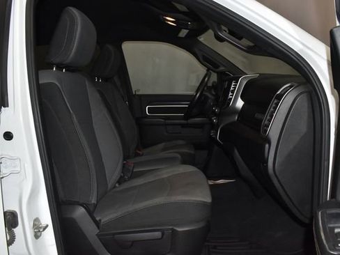 Used 2024 RAM 2500 Big Horn image 31