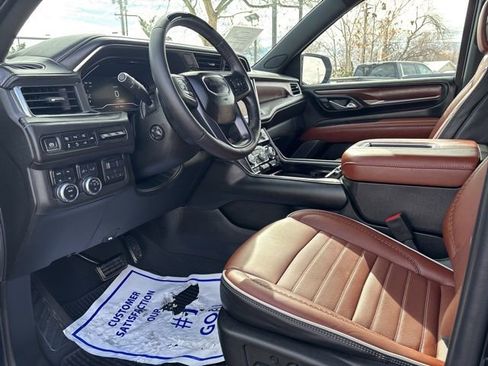 Used 2024 GMC Yukon Denali Ultimate image 11
