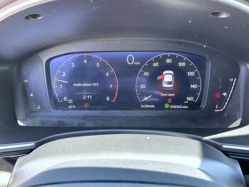Used 2024 Honda Civic Touring image 12