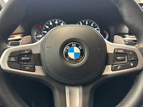 Used 2018 BMW 540i image 16