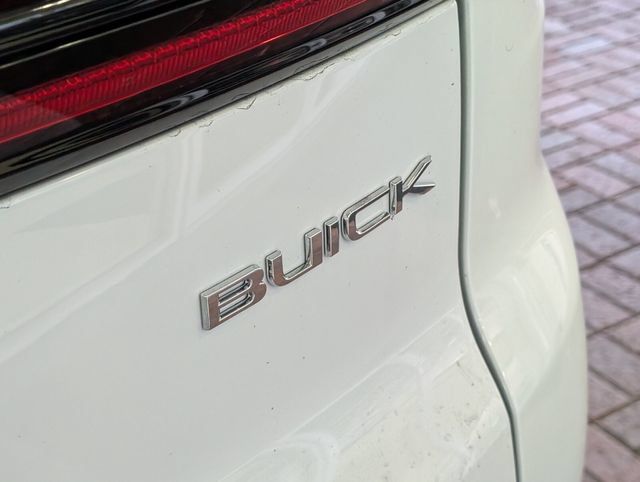 New 2026 Buick Enclave Sport Touring w/ Power Package FWD image 9