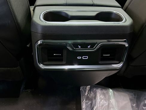 New 2025 Chevrolet Silverado 1500 LTZ w/ Technology Package AWD/4WD image 28