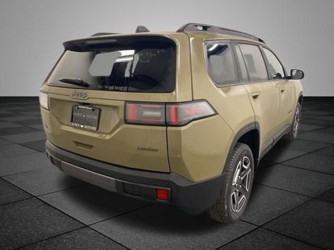 Used 2026 Jeep Cherokee Laredo AWD/4WD image 6