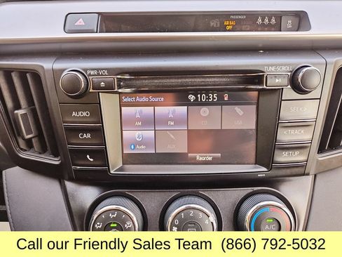 Used 2017 Toyota RAV4 LE w/ Carpet Mat Package AWD/4WD image 21
