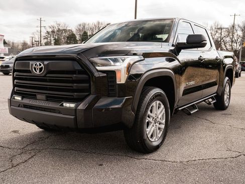 Used 2024 Toyota Tundra SR5 w/ SR5 Premium Package image 3