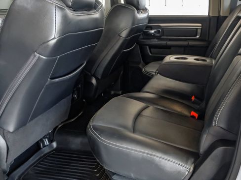 Used 2018 RAM 2500 Laramie w/ Sport Appearance Group AWD/4WD image 36