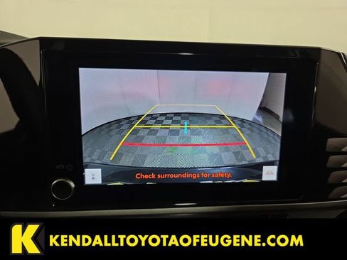 Used 2025 Toyota Camry LE image 14