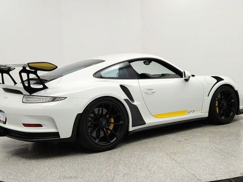 Used 2016 Porsche 911 GT3 RS image 5