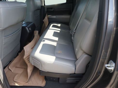 Used 2013 Toyota Tundra 2WD Double Cab w/ SR5 Pkg image 12