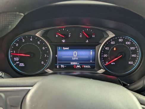 Used 2020 Chevrolet Equinox LT image 18