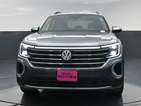 Used 2025 Volkswagen Atlas SE FWD image 8