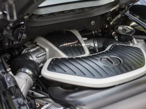 Used 2013 McLaren MP4-12C Spider RWD image 23