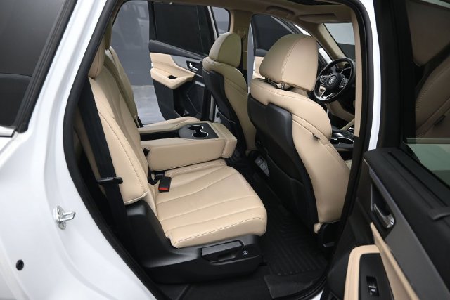 Used 2022 Acura MDX w/ Technology Package FWD image 35