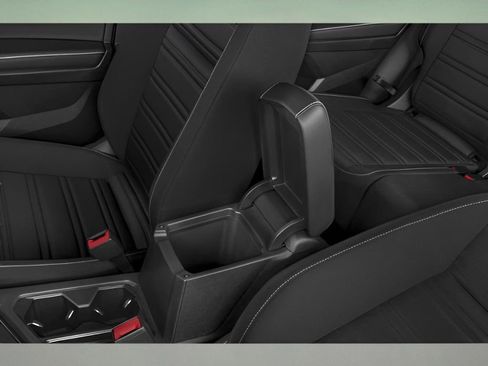 Used 2023 Volkswagen Tiguan S image 15