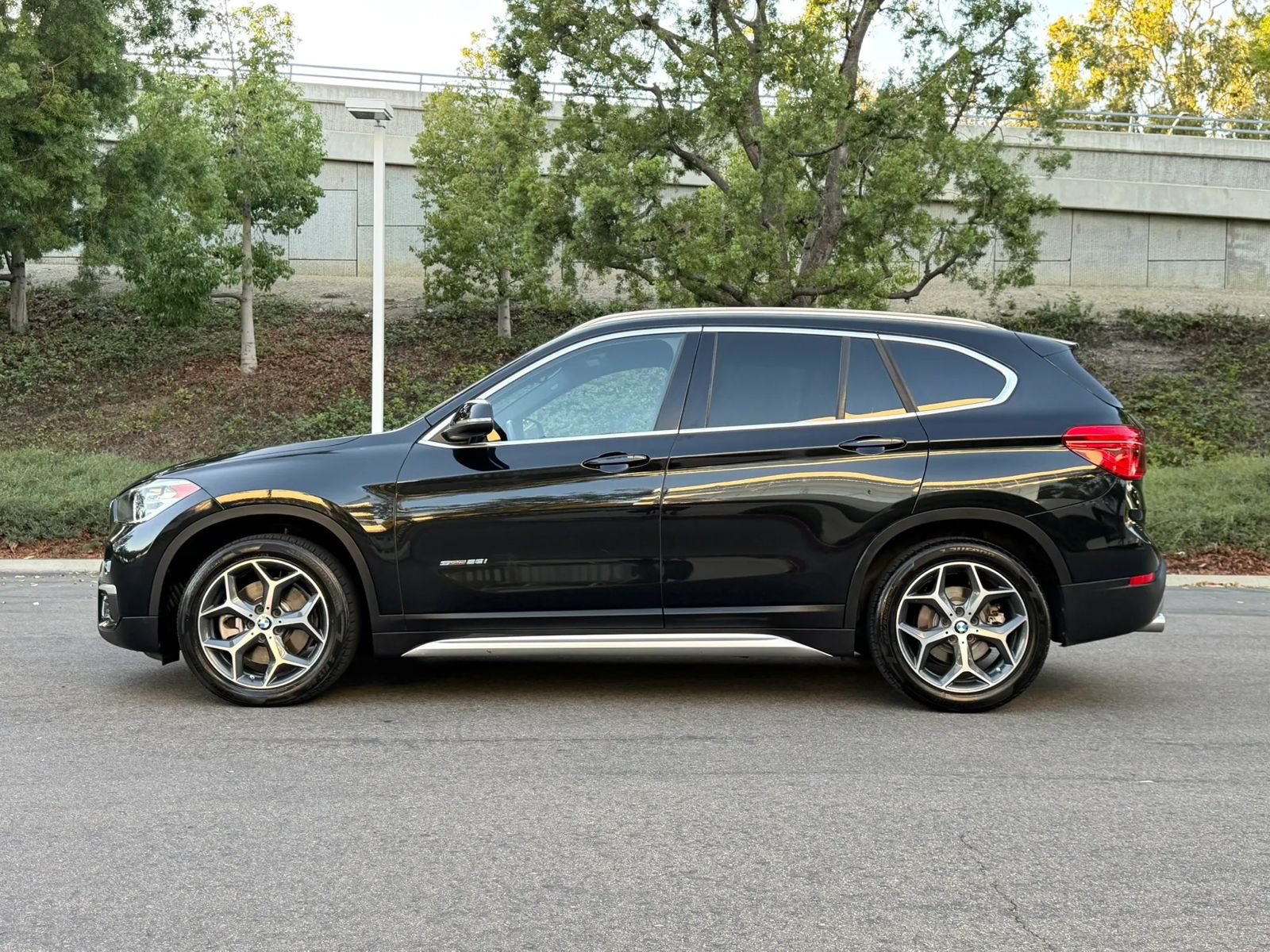Used 2018 BMW X1 sDrive28i FWD image 6