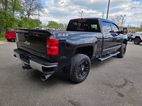 Used 2017 Chevrolet Silverado 3500 LTZ w/ Duramax Plus Package AWD/4WD image 7