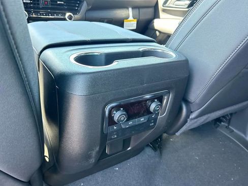 New 2026 Chevrolet Suburban RST w/ RST Capability Package AWD/4WD image 18