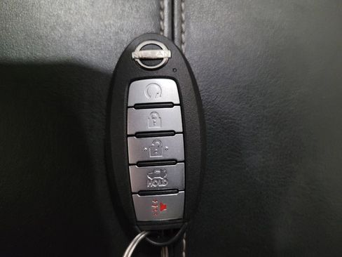 Used 2024 Nissan Altima 2.5 SV FWD image 32