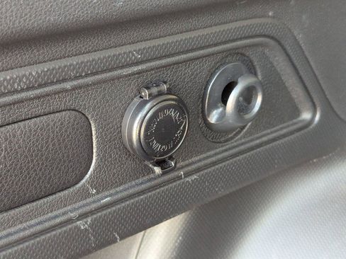 Used 2022 Subaru Forester Limited AWD/4WD image 26