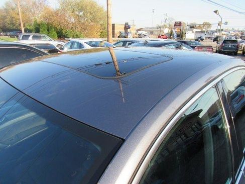 Used 2020 Volkswagen Passat 2.0T SE w/ Sunroof Package image 7