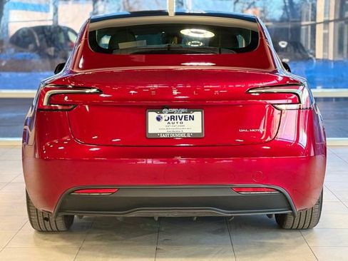 Used 2025 Tesla Model 3 Long Range image 12