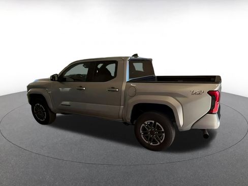 Used 2024 Toyota Tacoma TRD Sport image 9