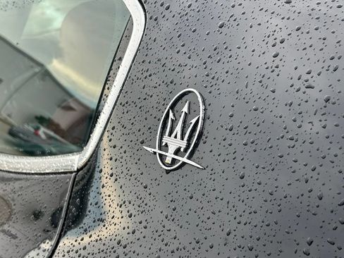 Used 2020 Maserati Ghibli RWD image 27