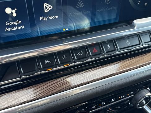 Used 2025 Chevrolet Silverado 1500 RST image 25