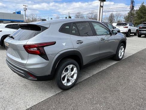 New 2026 Chevrolet Trax LS w/ LS Convenience Package image 6