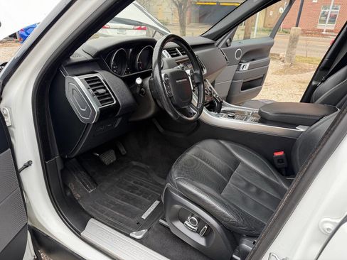 Used 2016 Land Rover Range Rover Sport HSE image 10