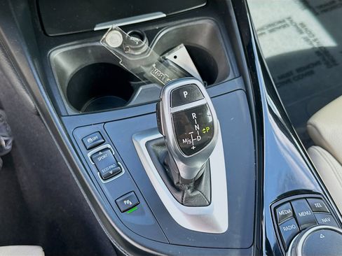 Used 2016 BMW 228i Convertible image 15