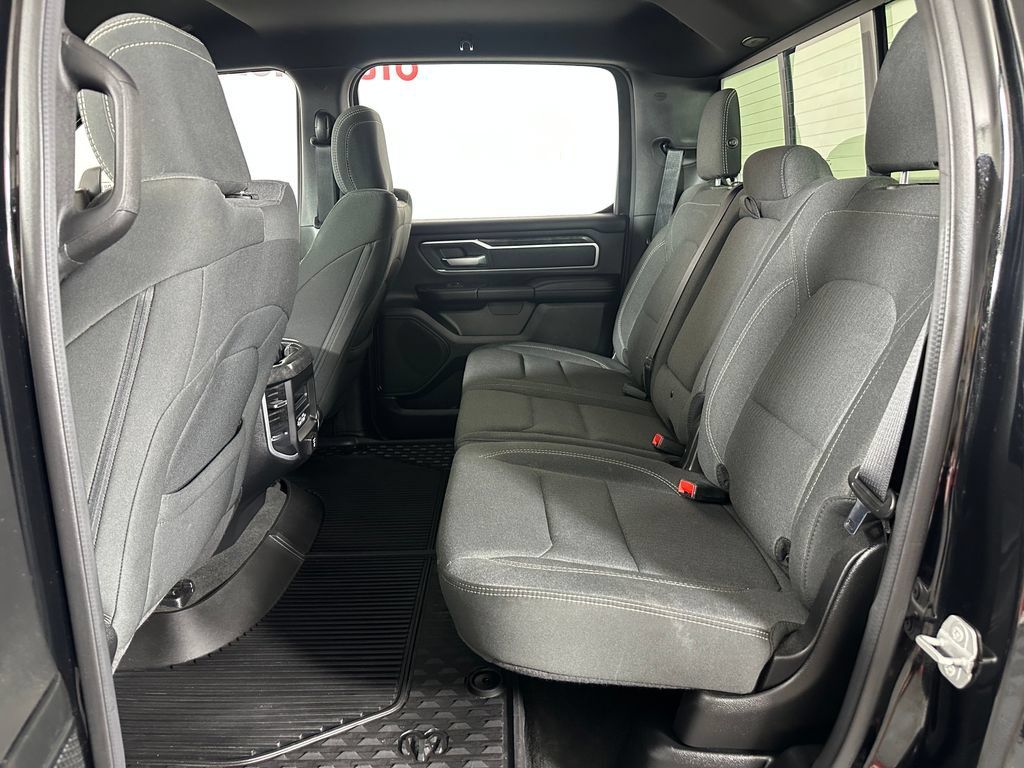 Used 2020 RAM 1500 Big Horn AWD/4WD image 17