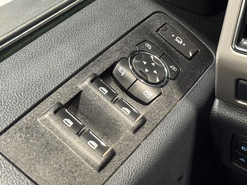 Used 2022 Ford F250 Lariat image 34