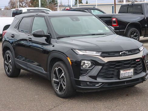 Used 2021 Chevrolet TrailBlazer RS w/ Convenience Package image 5