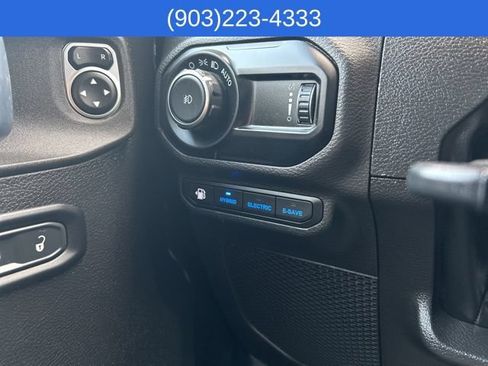 Used 2023 Jeep Wrangler Unlimited Rubicon 4xe w/ Cold Weather Group AWD/4WD image 21
